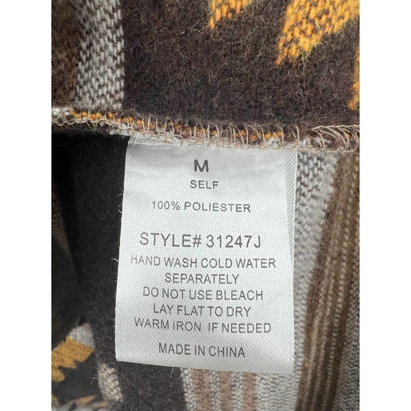 Blue B boutique style Women's tan, mustard, brown Aztec style shacket size M - Picture 7 of 7